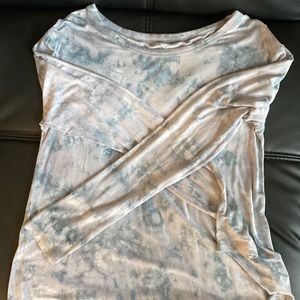 american eagle long sleeve scoop neck